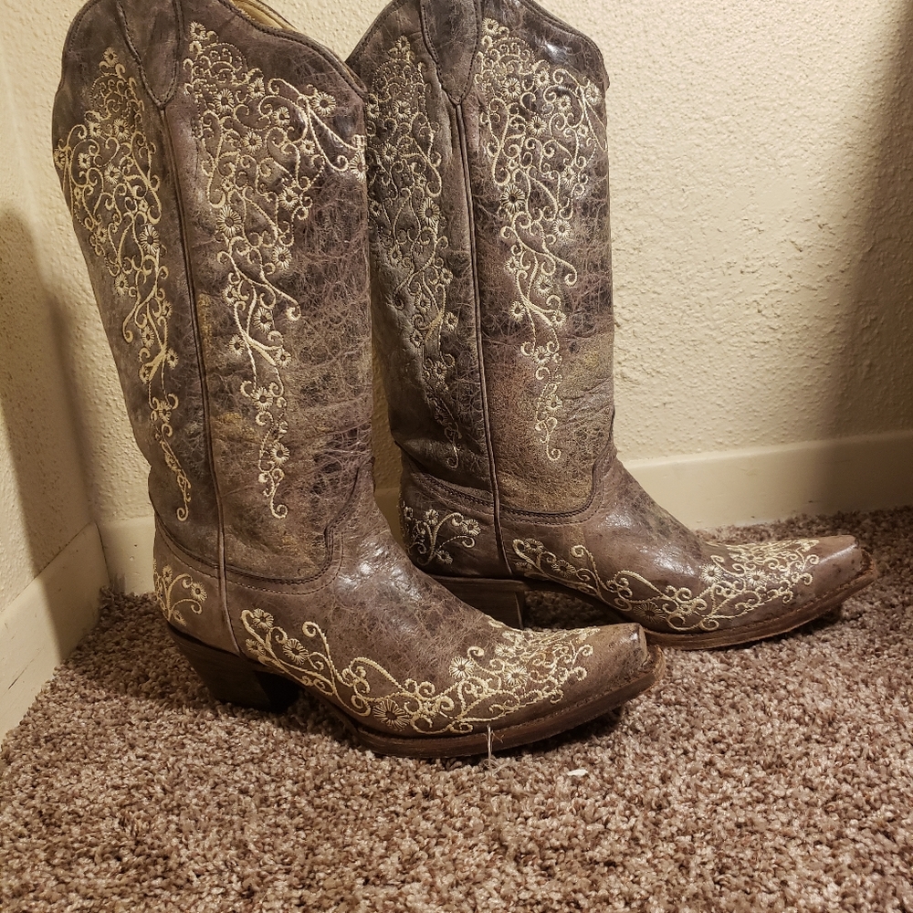 Women's  Corral Vintage Genuine Leather Boots